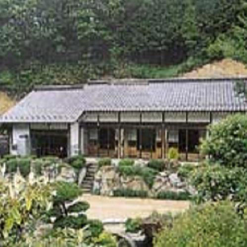 湯岐山荘