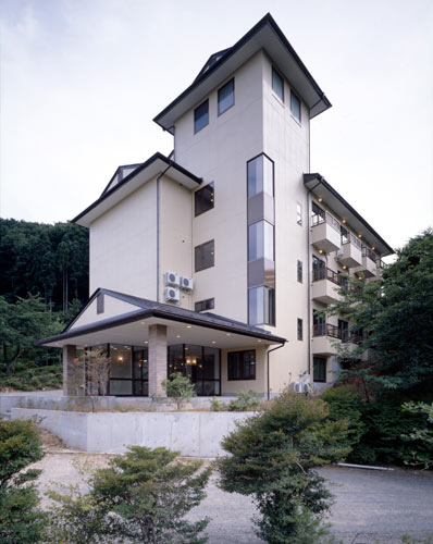八景園別館　庭園ホテル