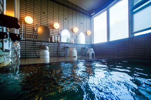 お風呂の写真を準備中です