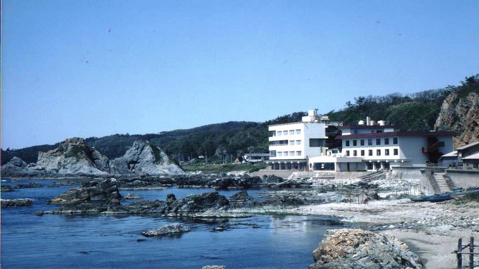 佐渡 赤玉石の宿 めおと岩観光 <佐渡島> image