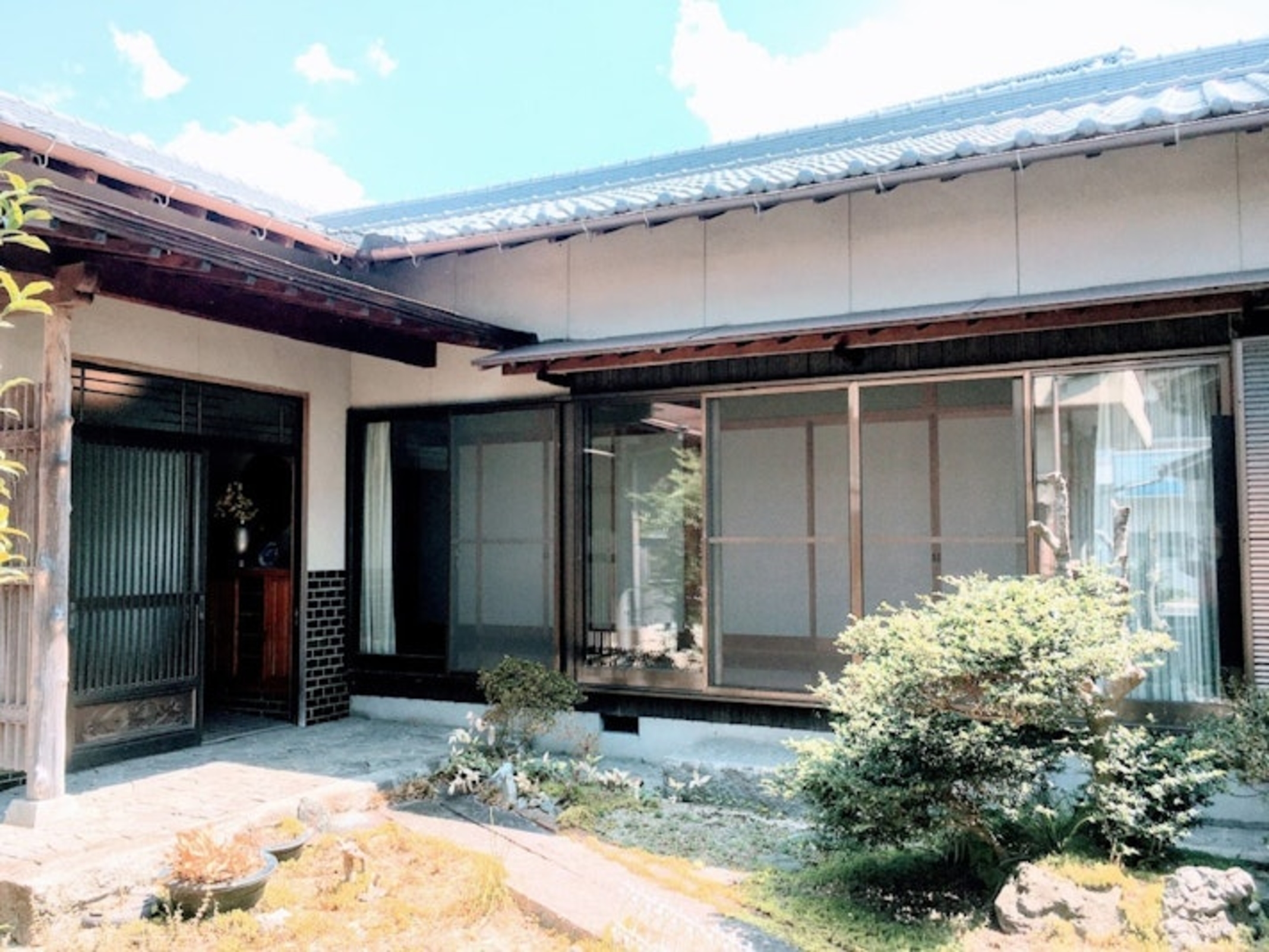 伝統的日本建築ゲストハウス『花鳥苑別館』 ゆったりと落ち着ける空間【Vacation STAY提供】 image