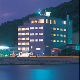 ホテル秋田屋 夕陽と陸奥湾を望む展望温泉 image