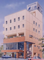 ビジネスホテル 三徳 image